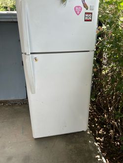 Free Kenmore fridge