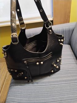 Early design Balenciaga Le Cagole all carry bag in flawless condition