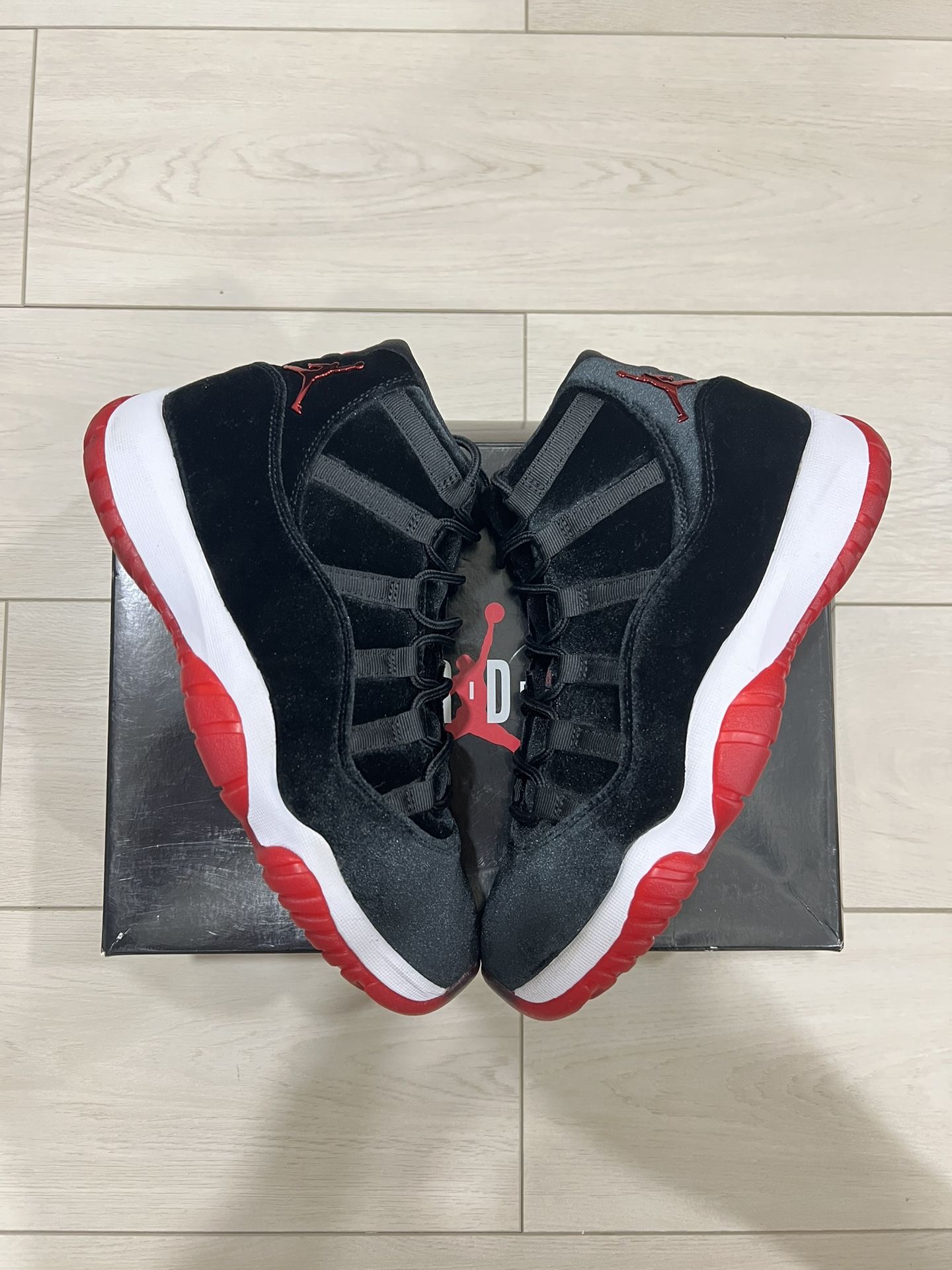 Jordan 11 ‘Velvet’