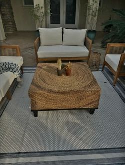 Rattan Wicker Coffe Table 35"x35"x18" Hand woven Natural