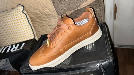 True footwear