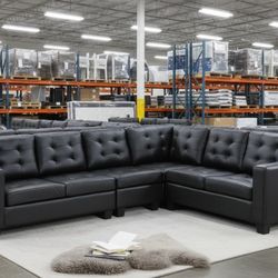 Brand New Sofa Available 