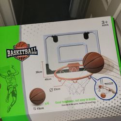 Premium Mini Hoop w/4 Basketballs
