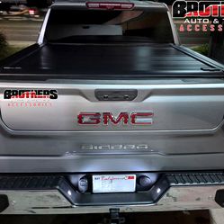 Tonneau Cover  Hard Bed Cover Retractable  Tapaderas Recorridiza