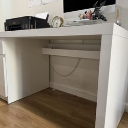 White Desk