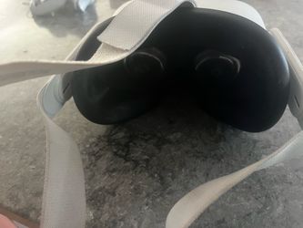 VR headset