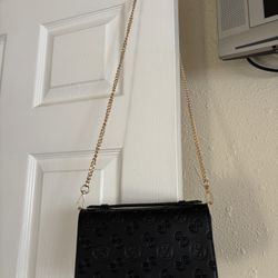 Black Purse 
