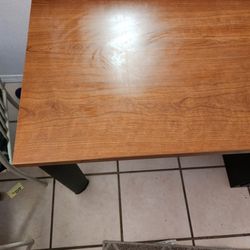 File Cabinet Desk With a lock. 