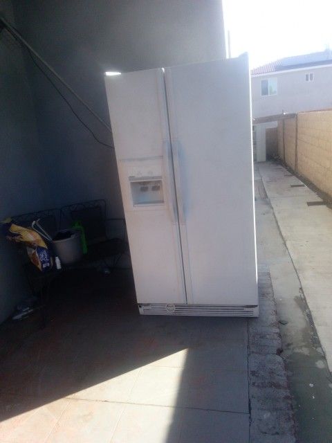 Kenmore Side-by-side Free Local Delivery 