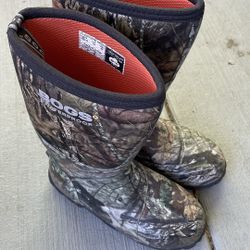 Boots / Bogs Insulated And Waterproof 