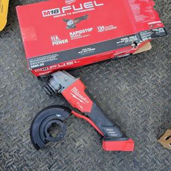 MILWAUKEE M18 FUEL 18V Lithium-Ion Brushless Cordless 4-1/2 in./5 in. Grinder w/Paddle Switch (Tool-Only)