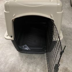 $65 LIKE NEW  Top Paw Large Dog Carrier Crate