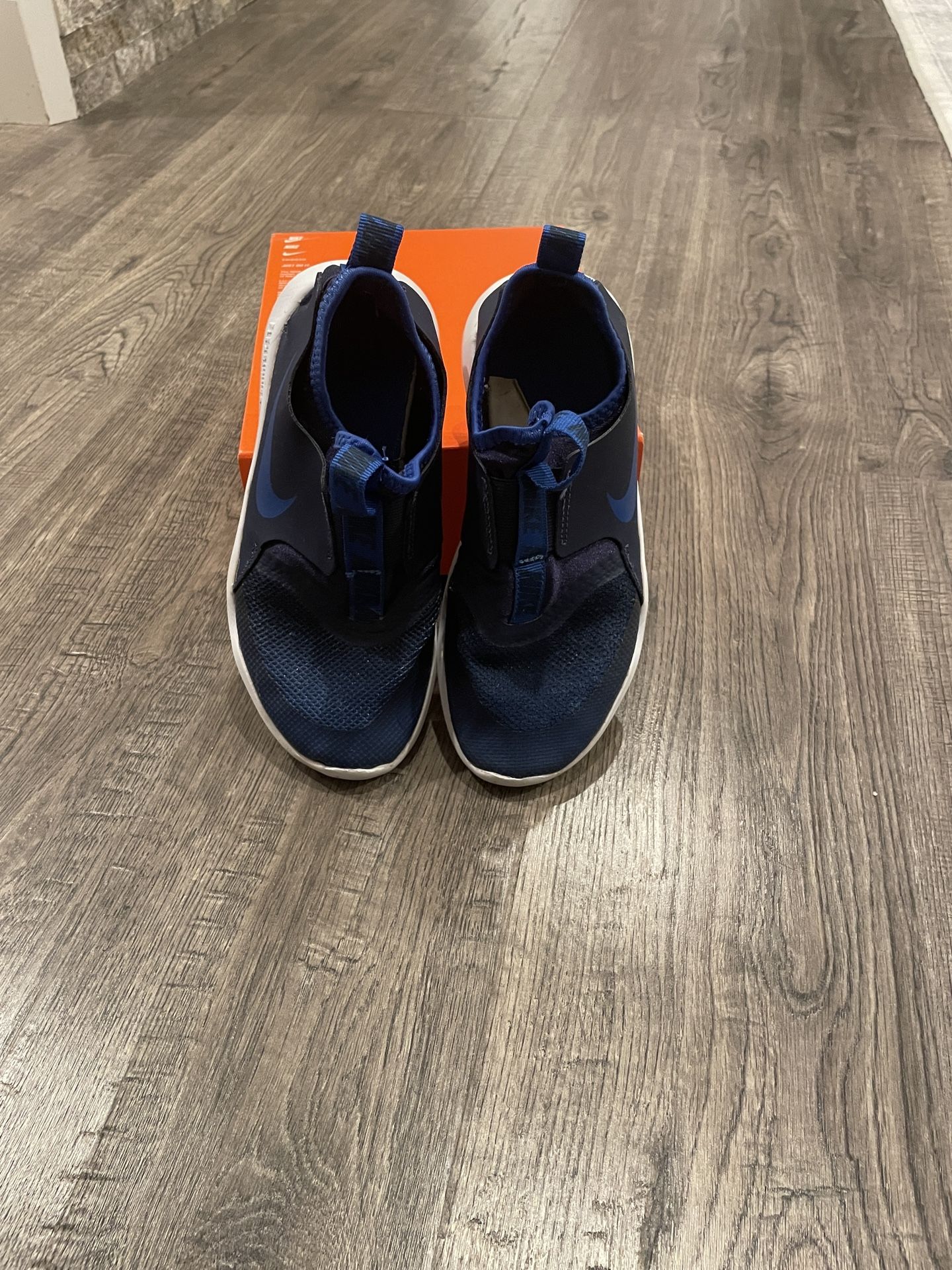 Unisex Nike Kids Shoes Size 1