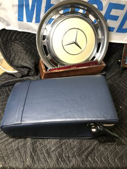 Mercedes SLC r107 rear armrest