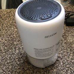 Dehumidifier 