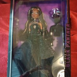 FAN GIRL BLACK PANTHER MARVEL COMICS MADAME ALEXANDER COLLECTION 13.5 INCH DOLL