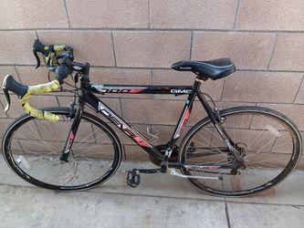 GMC Denali 700 road bike
