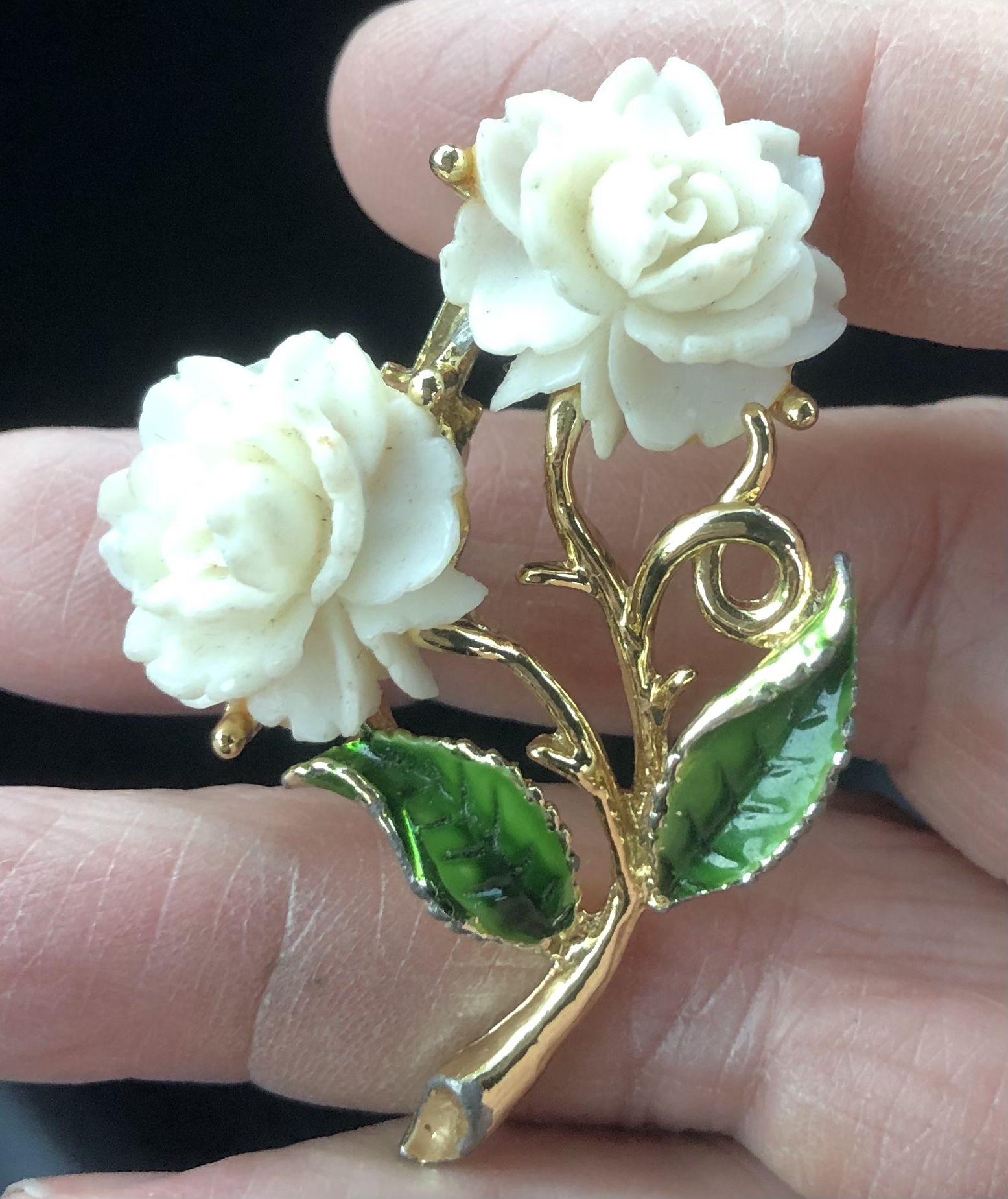 Vintage White Rose Pin Brooch Enamel And Gold Tone 