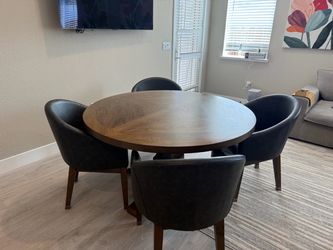 Costco round table