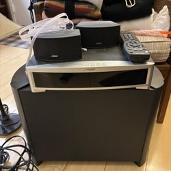 BOSE Media Center Gray Model AV3-2-1 III 