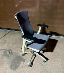 Herman Miller Embody Chair, Charcoal Rhythm office shop chair , Charcoal Rhythm