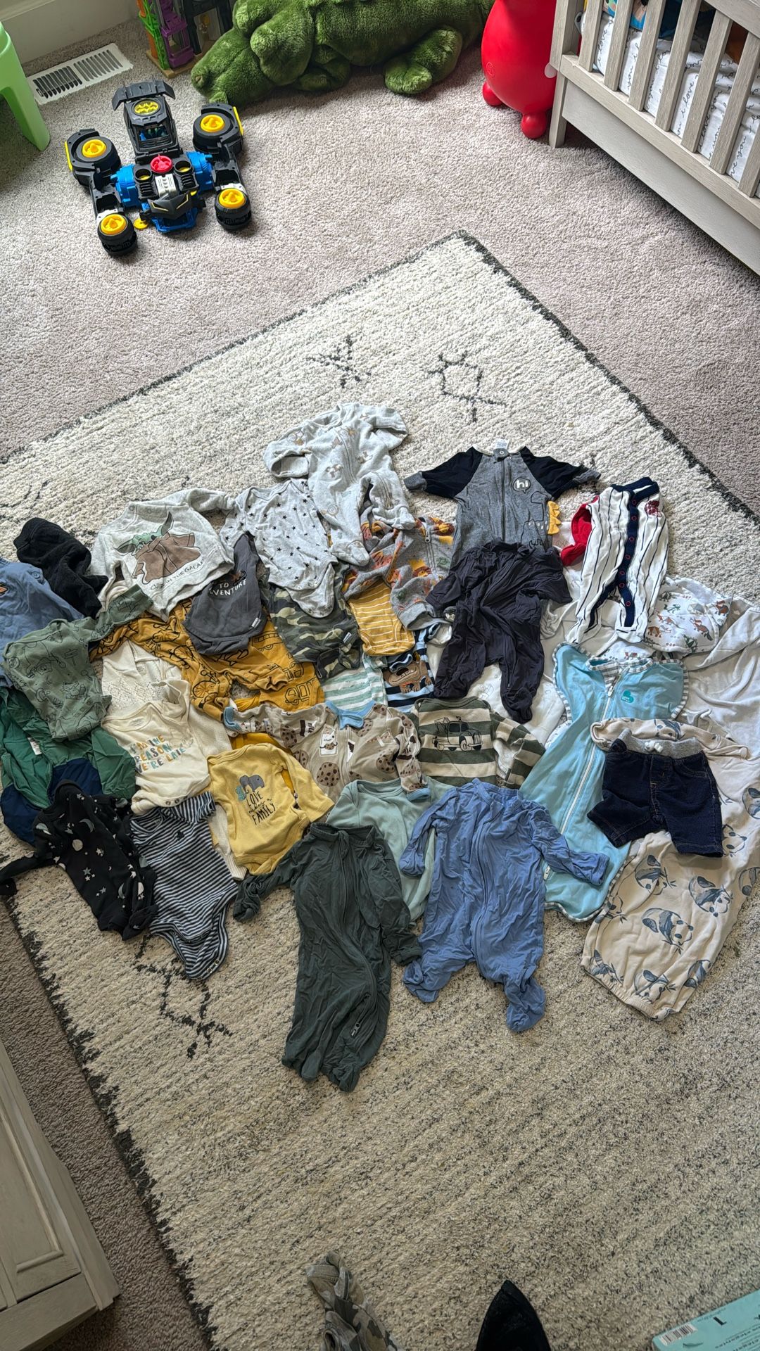 Newborn boys Clothes + Swaddles