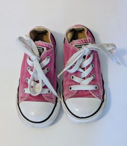 Converse Kids Pink Low Top Kids Sneakers