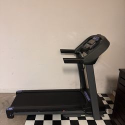 Treadmill With Incline