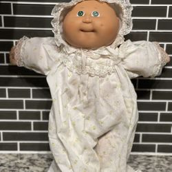 Cabbage Patch Doll Preemie with Birth Certificate 