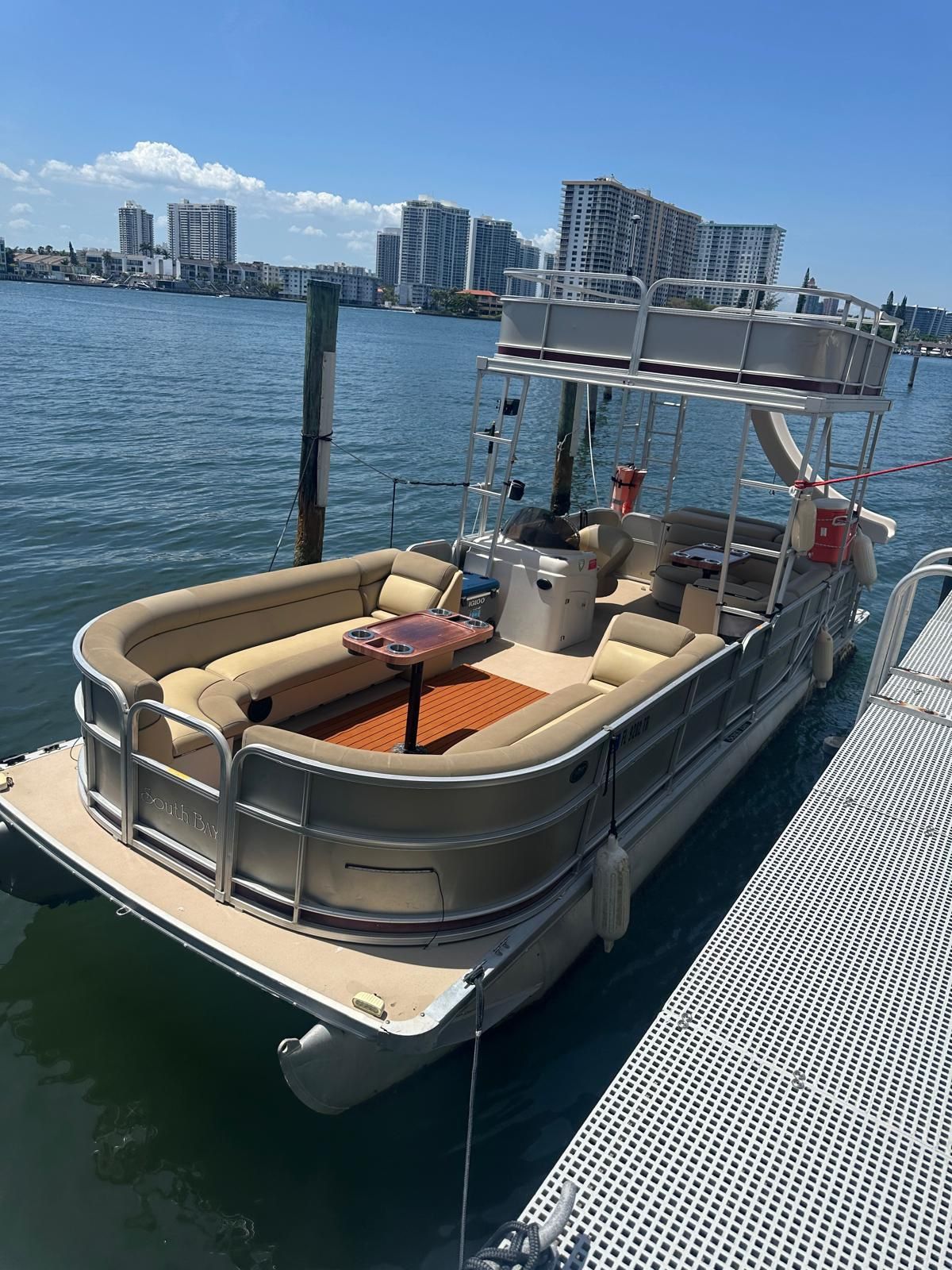 Pontoon 29 Ft Boat With Slide