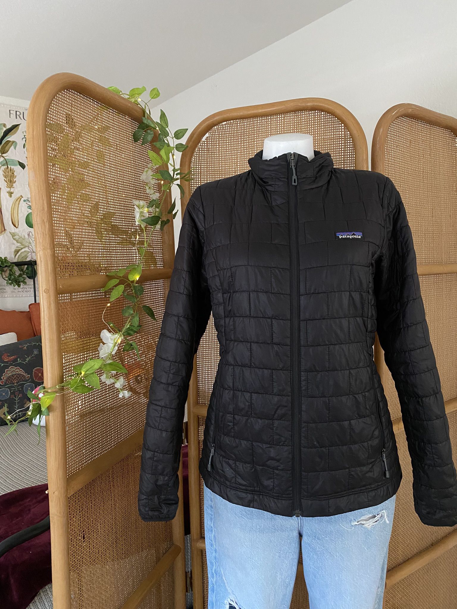 Patagonia: Women’s Nano Puff Jacket 