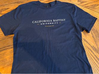 Cal Baptist University T-shirt, size medium