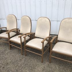 4 Big Chairs in great condition