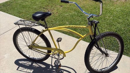 Classic Schwinn cruiser, heavy duty, single speed, aftermarket wheels springer front end in really good shape