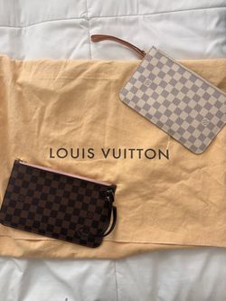LV removeable zipper pouch