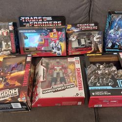 THE TRANSFORMERS COLLECTION.