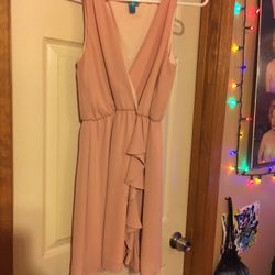 Buttons Pink Dress Size Small,no tag never worn