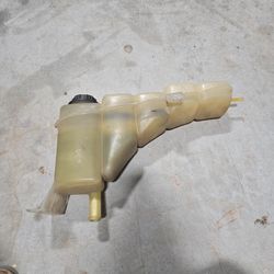 99 f250 de gas reservoir