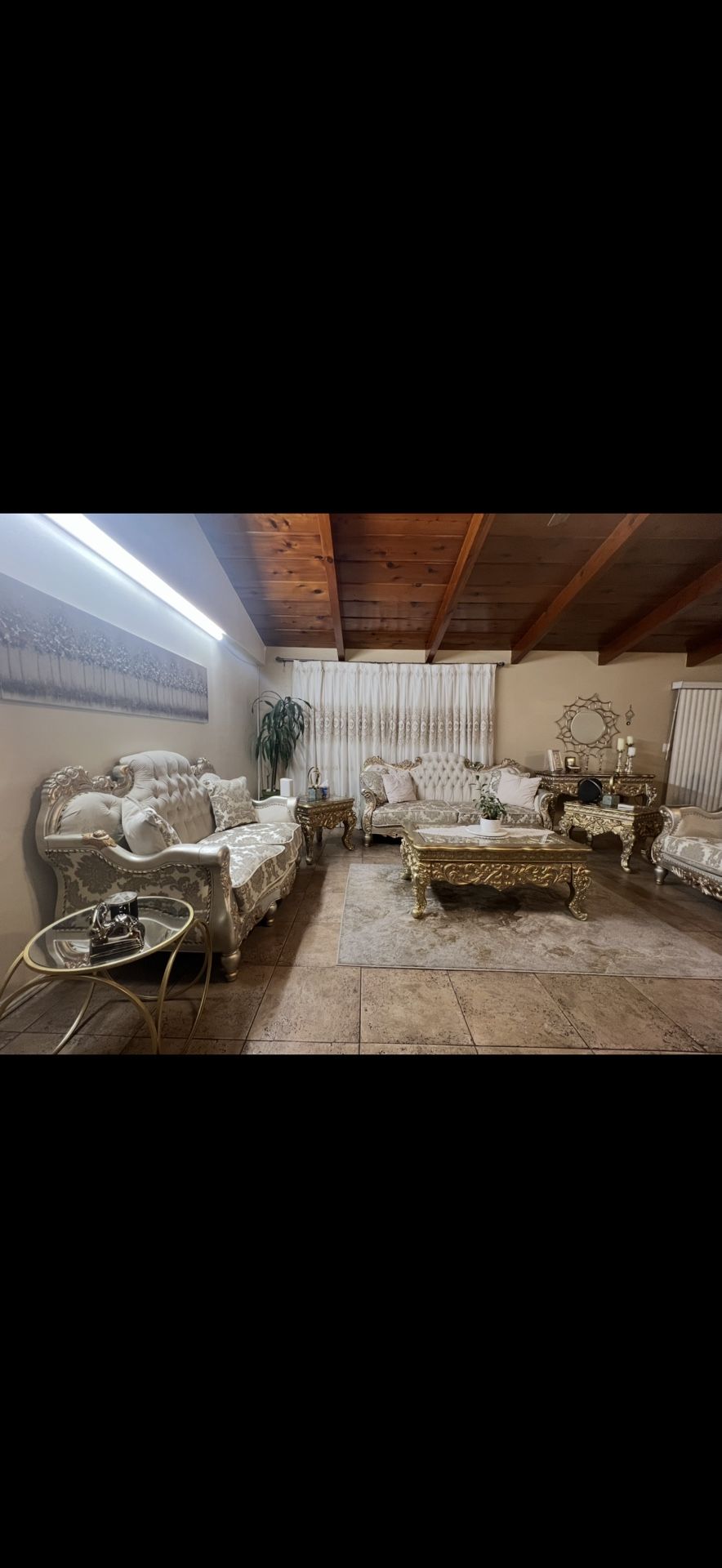 Luxury Living Room Furniture Set 