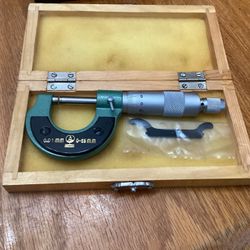 Carbide Tipped 0 to 25 mm micrometer