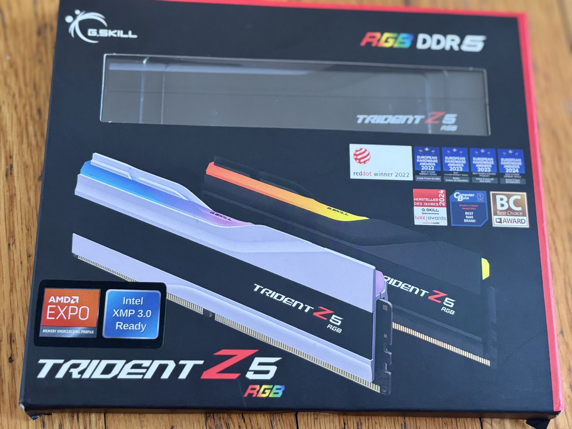 32GB G.Skill DDR5 Trident Z5 Neo RGB 6000MHz CL30 1.35V Kit de doble canal (2 x 16 GB) Negro