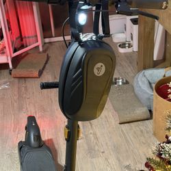 Segway - Max G2 Electric Kick Scooter Foldable w/ 43 Mile Range and 22 MPH