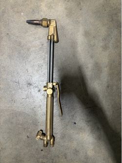 Oxygen acetylene cutting torch