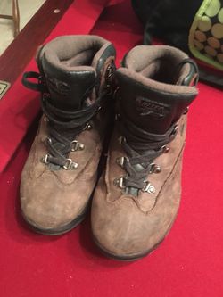 Boys sz 4 weatherproof boots