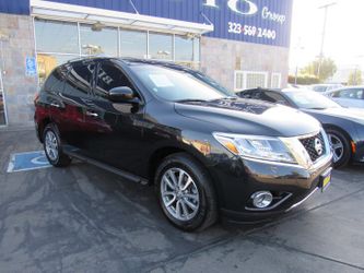 2016 Nissan Pathfinder SV