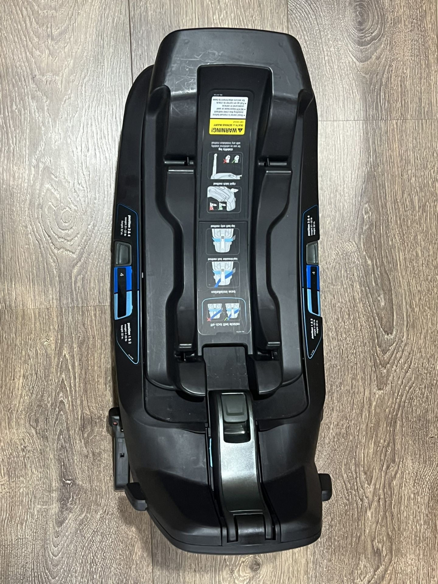 Nuna Pipa Rx Infant Car Seat Base Manufactured in: 2022/03