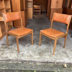 Pair of Vintage Mid Century Modern Teak and Vinyl Chairs by ROXY