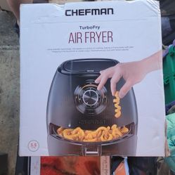 Chefman TurboFry 3.7qt / 3.5L Analog Air Fryer Dual Dial Control