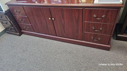 Furniture set