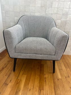 Upholstered Classic Black & White Chair – Excellent Condition